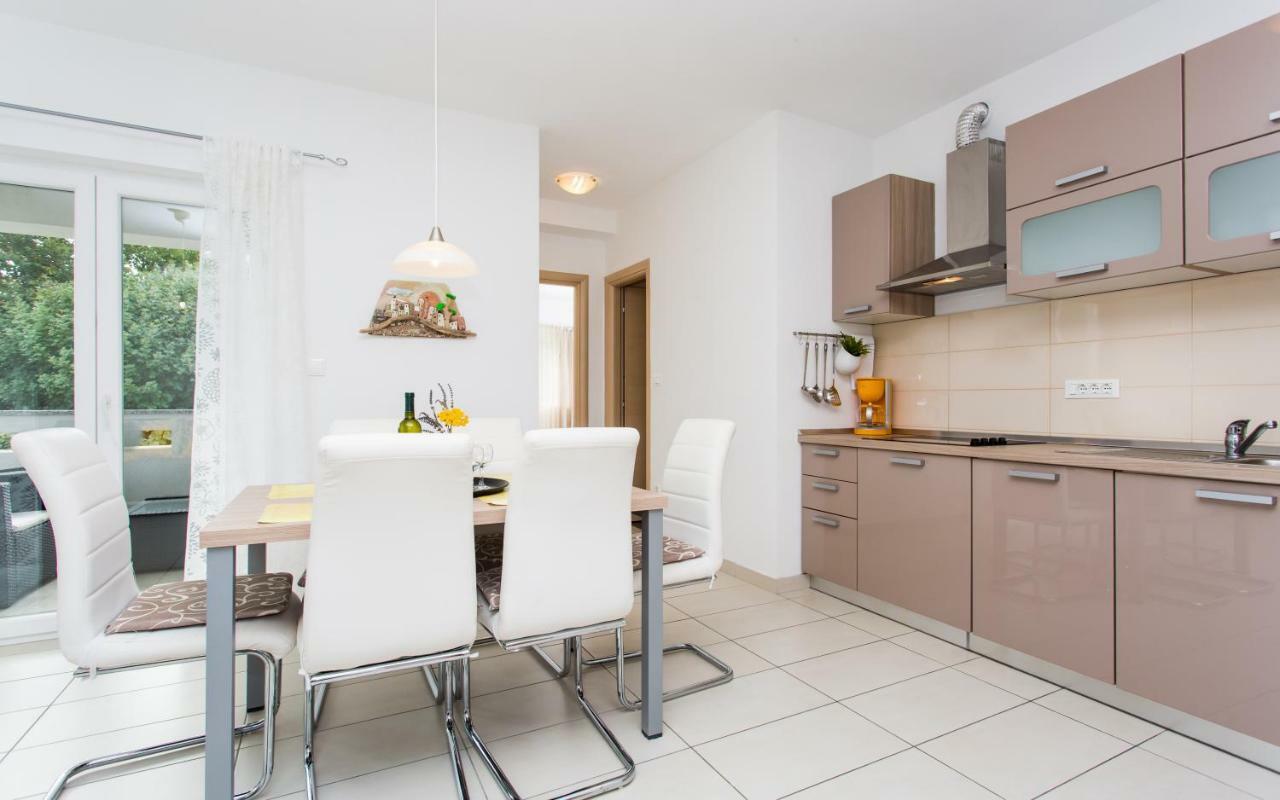 באסקה Apartments Matea I מראה חיצוני תמונה
