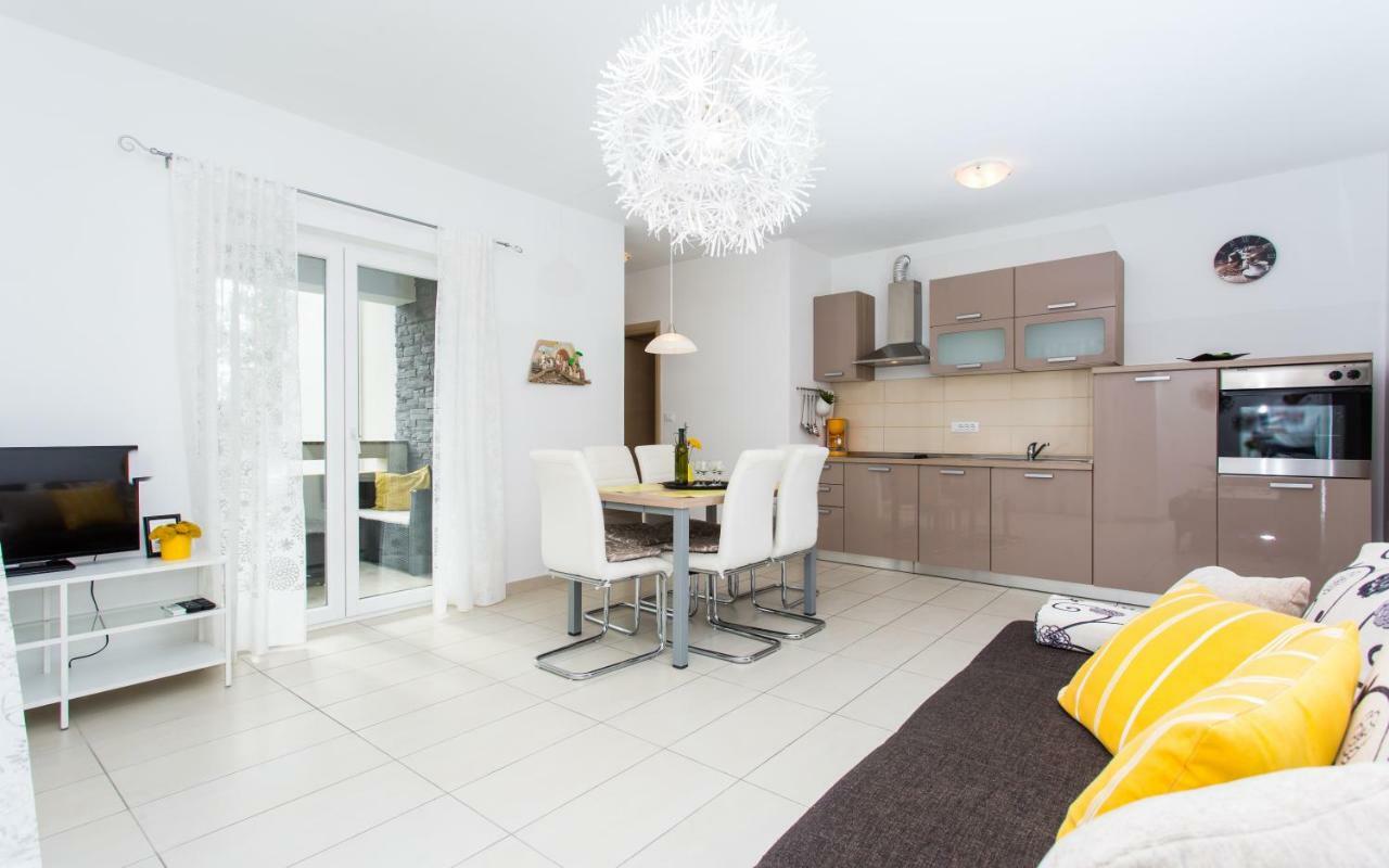 באסקה Apartments Matea I מראה חיצוני תמונה